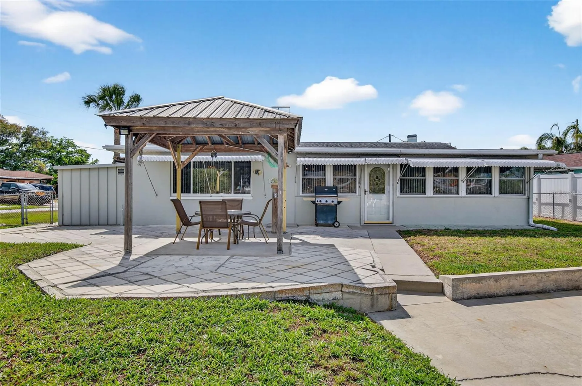 6645 Harbor Drive Hudson FL 34667