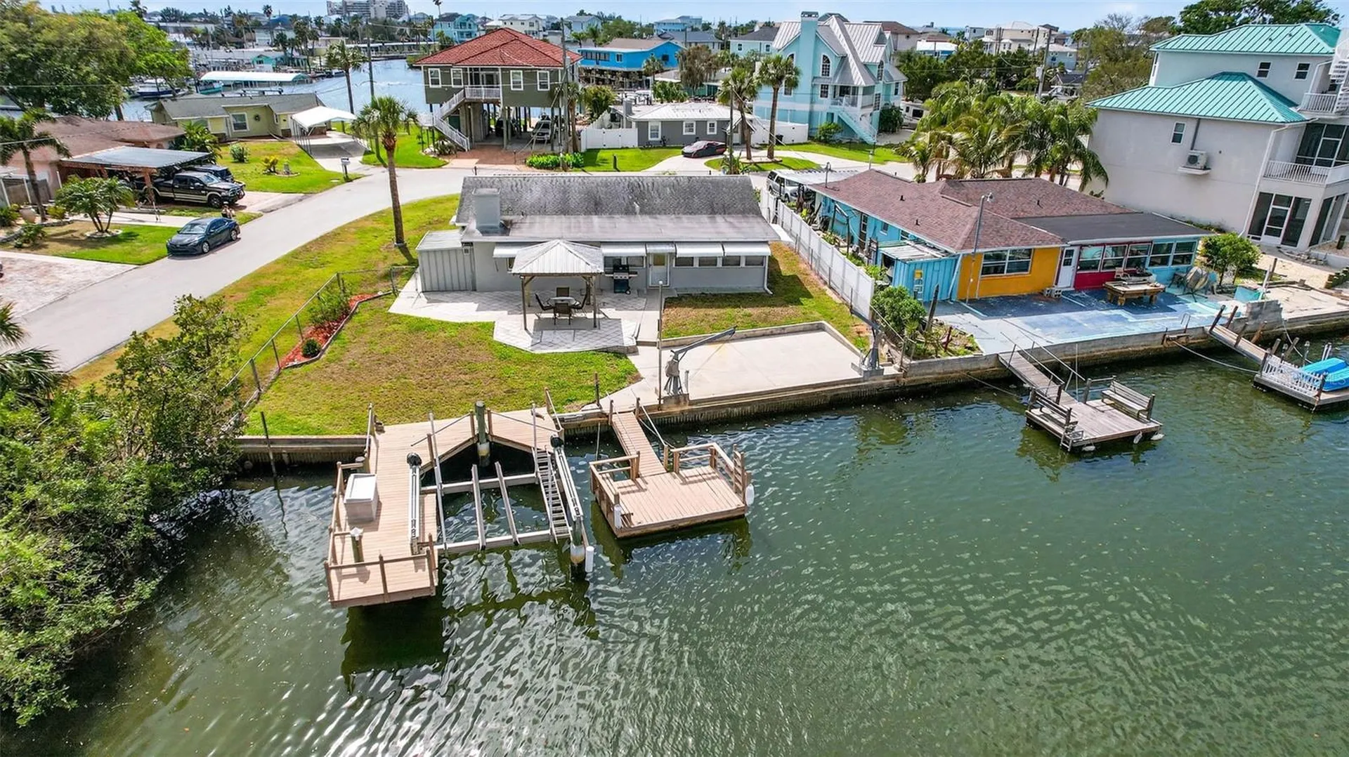 6645 Harbor Drive Hudson FL 34667