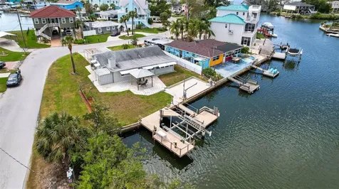 6645 Harbor Drive Hudson FL 34667