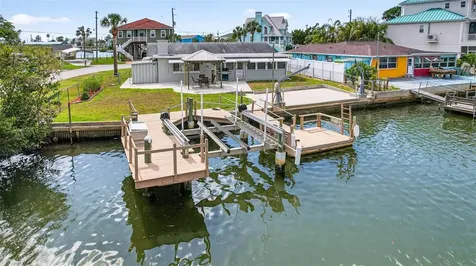 6645 Harbor Drive Hudson FL 34667