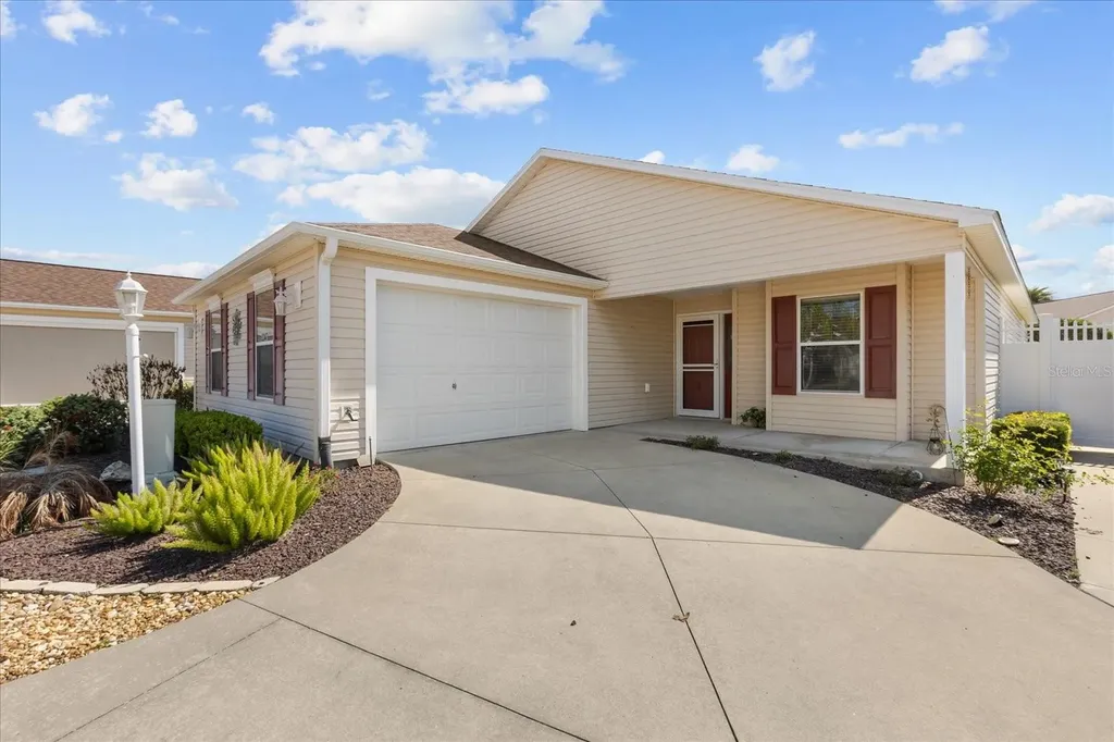 2247 Shanewood Court The Villages FL 32162