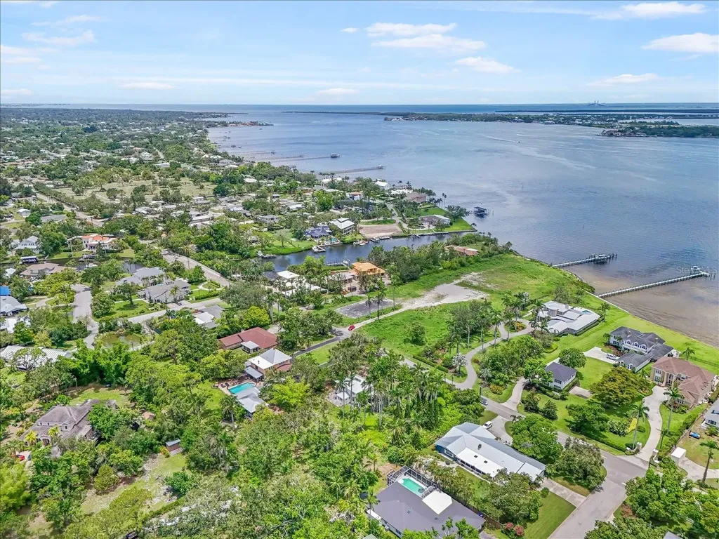 3601 Riverview Boulevard Bradenton FL 34205