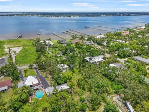 3601 Riverview Boulevard Bradenton FL 34205