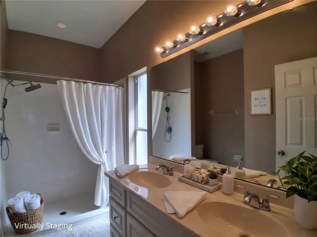 325 Piano Lane Davenport FL 33896