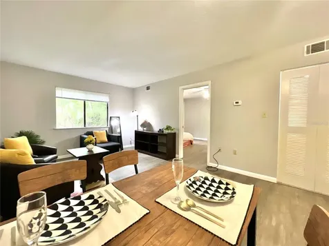 81 SE 16th Avenue Gainesville FL 32601