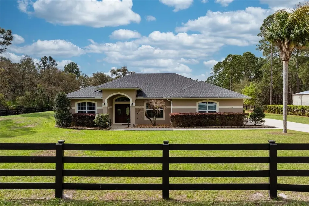 31518 Nutmeg Avenue Eustis FL 32736