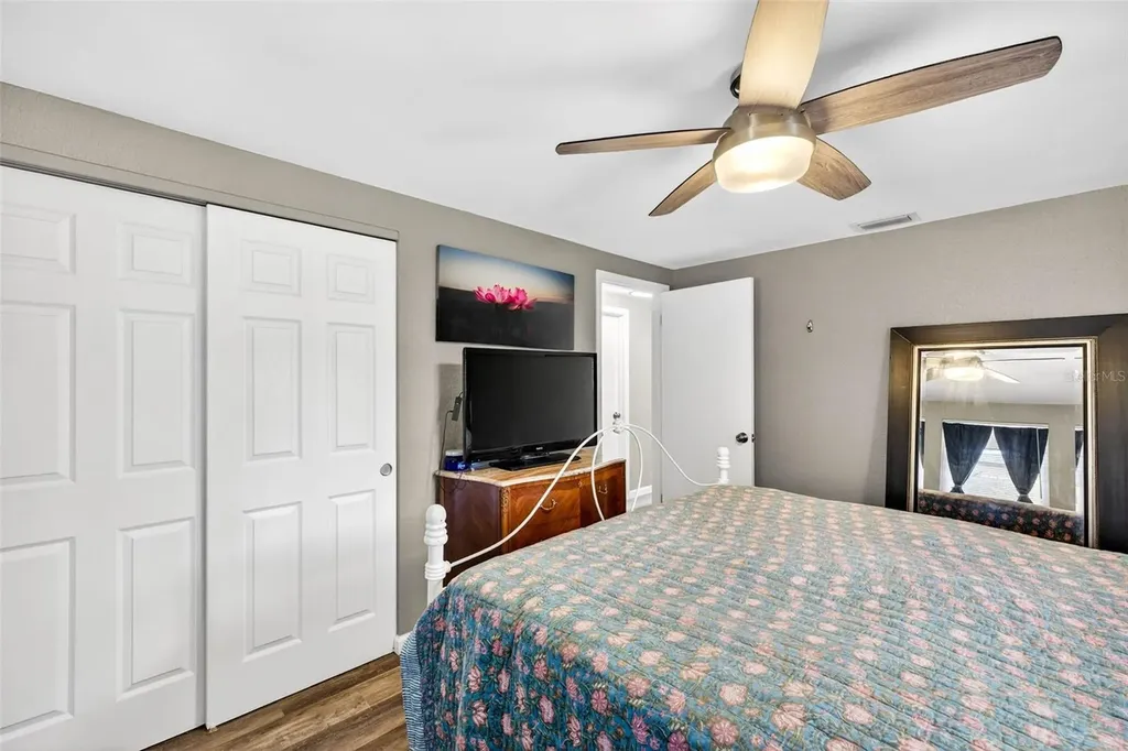 1016 Windsor Hill Way Tarpon Springs FL 34689
