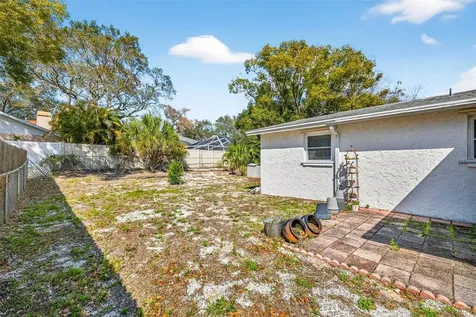 1016 Windsor Hill Way Tarpon Springs FL 34689