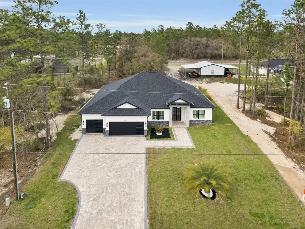 3889 W Hampshire Boulevard Dunnellon FL 34433