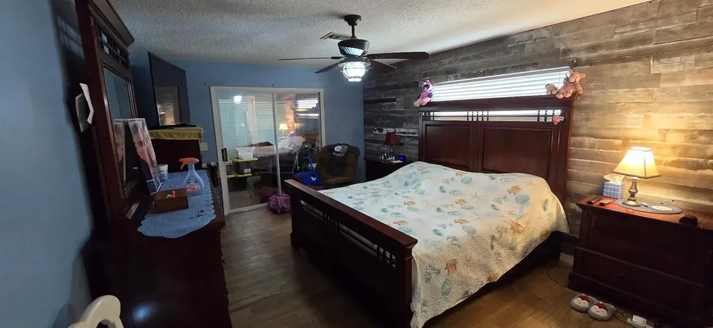 336 Lakecrest Drive Tavares FL 32778