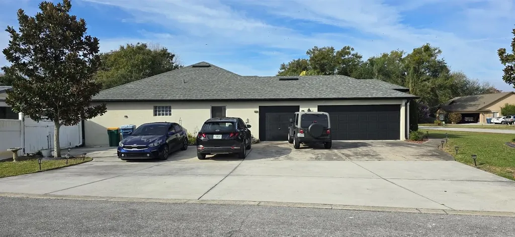 336 Lakecrest Drive Tavares FL 32778