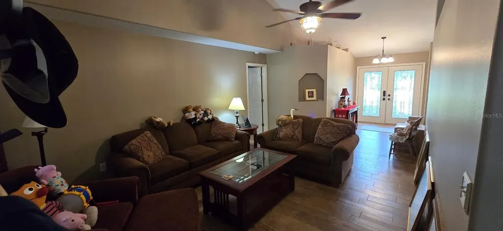 336 Lakecrest Drive Tavares FL 32778