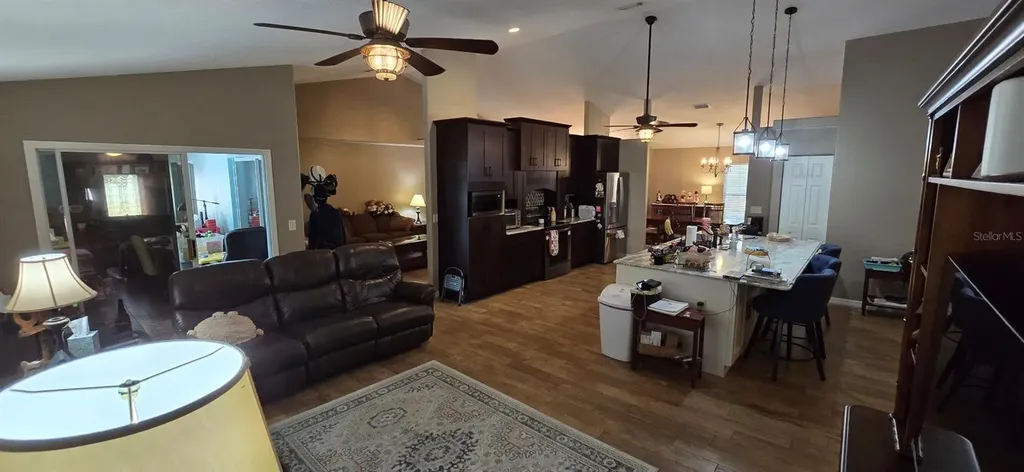 336 Lakecrest Drive Tavares FL 32778