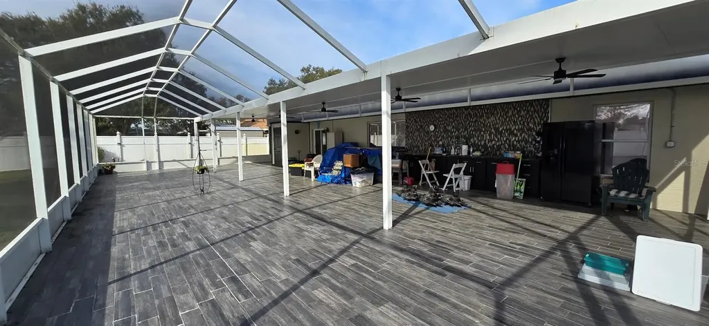 336 Lakecrest Drive Tavares FL 32778