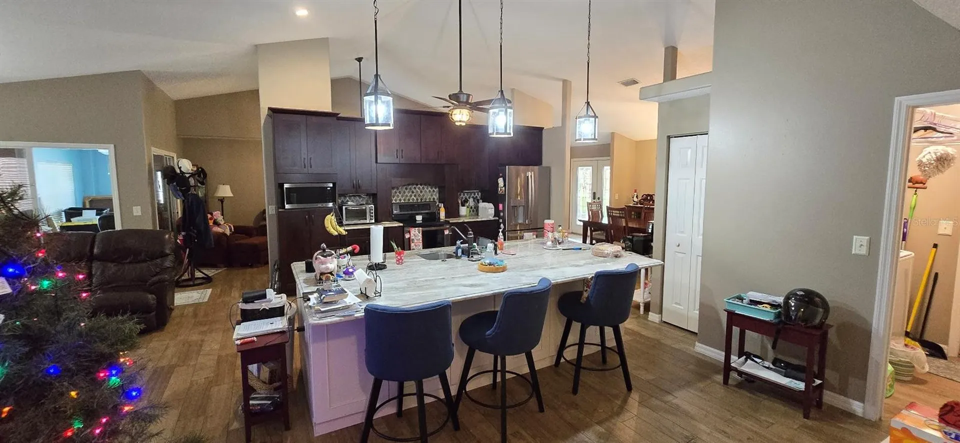 336 Lakecrest Drive Tavares FL 32778