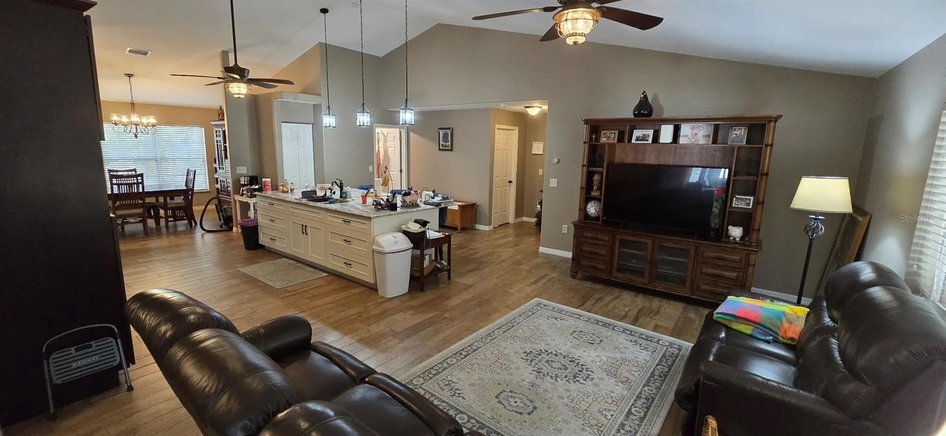 336 Lakecrest Drive Tavares FL 32778