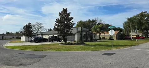 336 Lakecrest Drive Tavares FL 32778