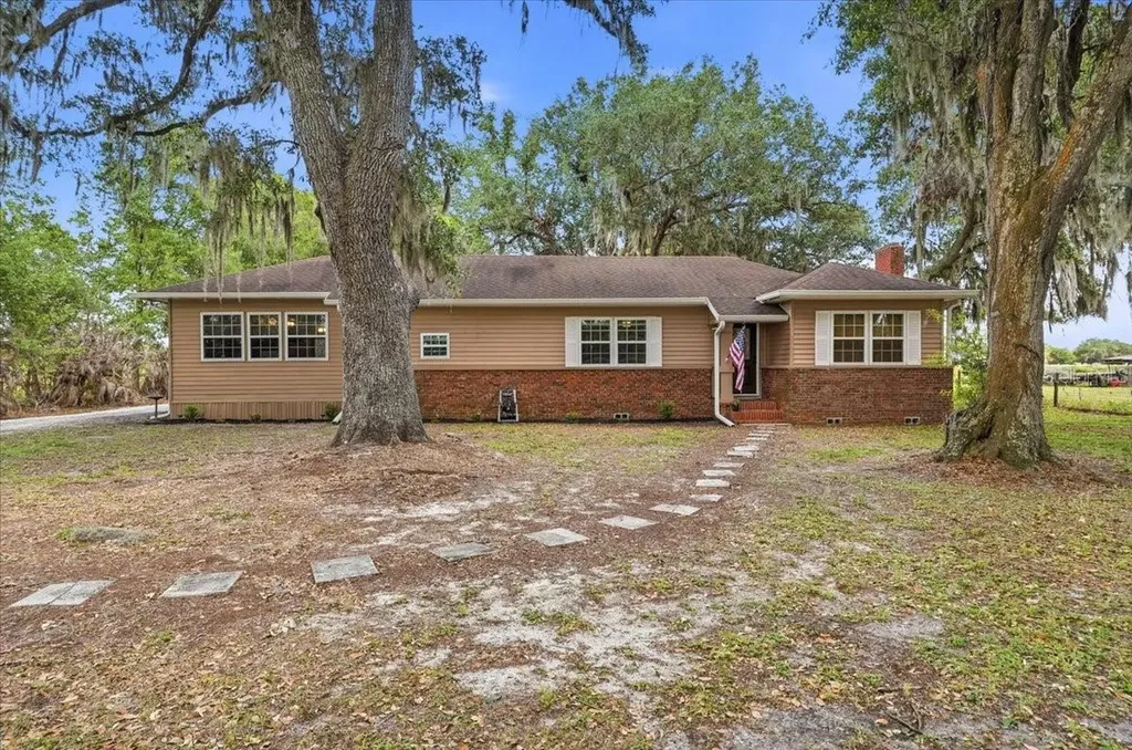 4205 N Combee Road Lakeland FL 33805