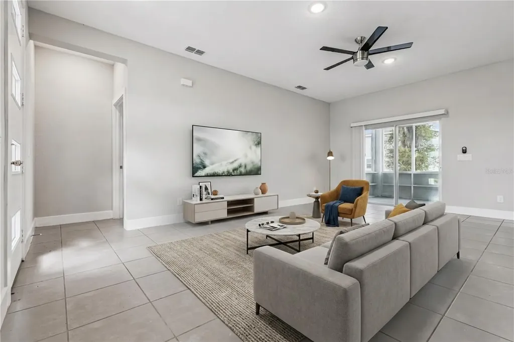 107 Violet Court Kissimmee FL 34759