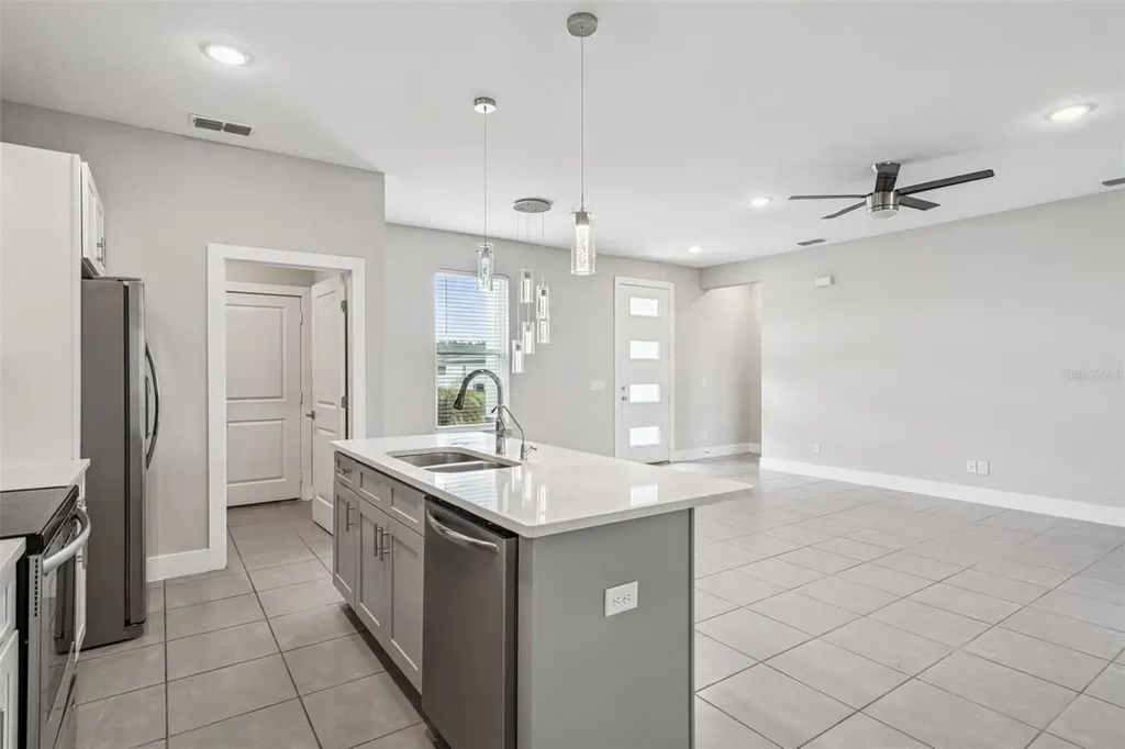 107 Violet Court Kissimmee FL 34759