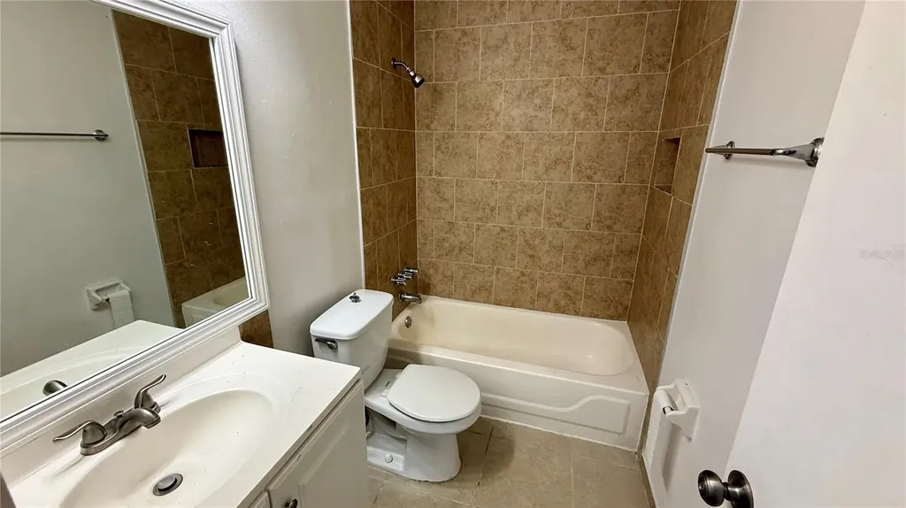 325 W Pierce Street Lake Alfred FL 33850