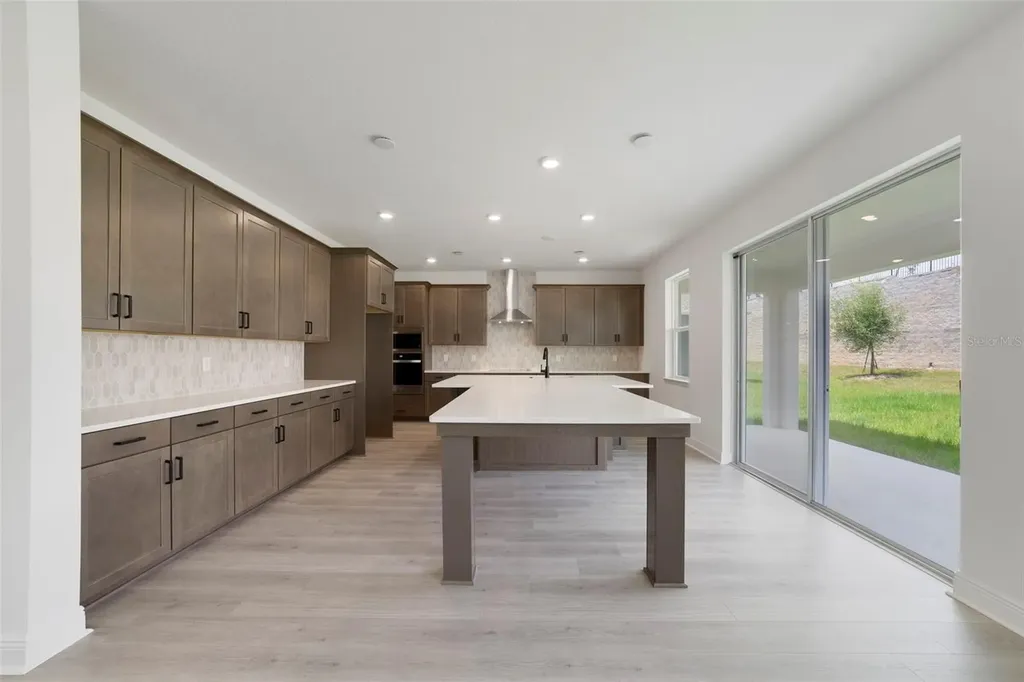 464 Veneto Circle Clermont FL 34715