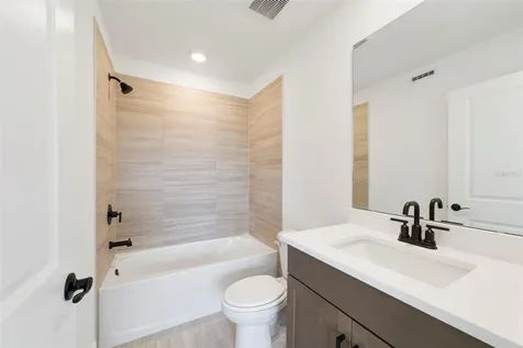 464 Veneto Circle Clermont FL 34715