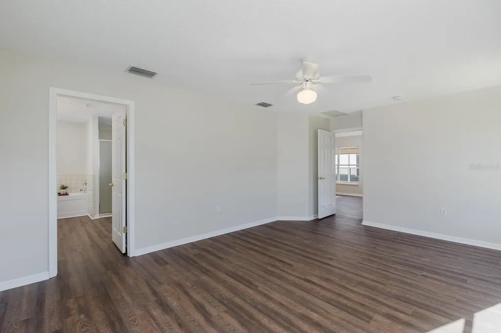 11718 Wheatfield Loop Hudson FL 34667