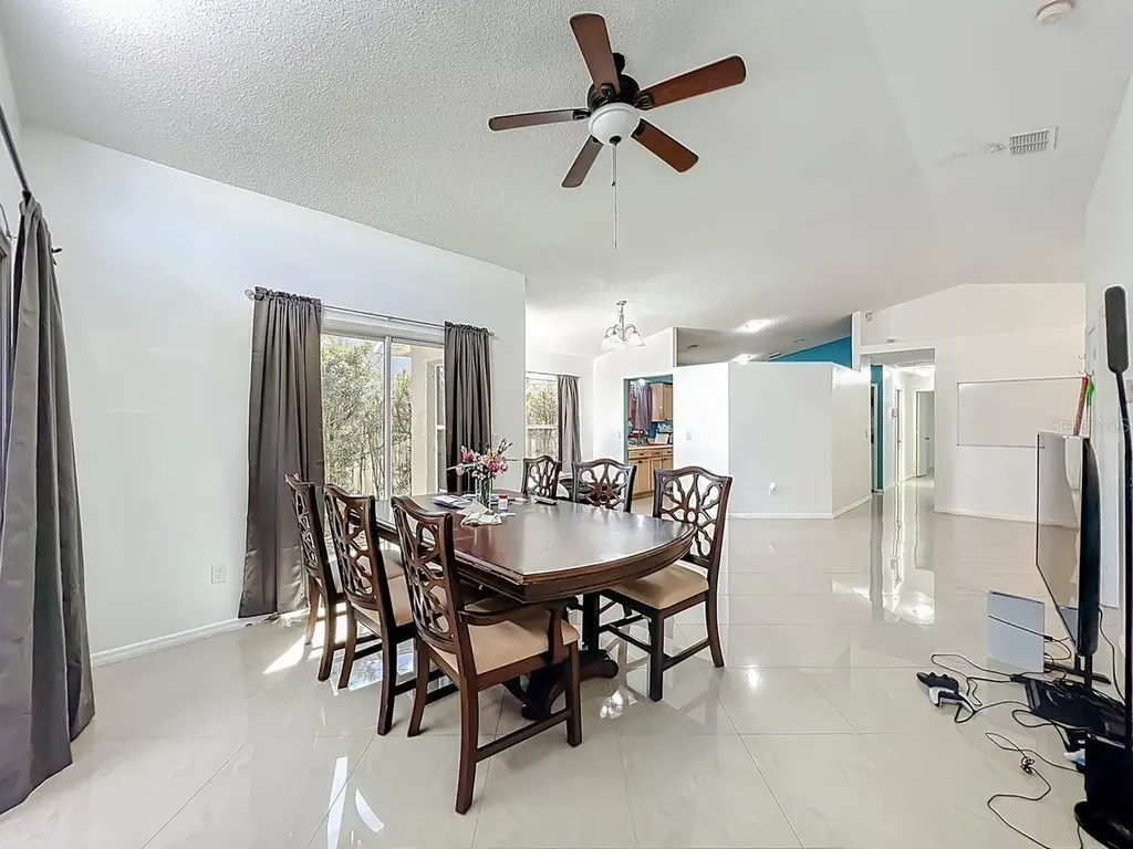 1264 Timberbend Circle Orlando FL 32824