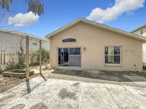 1264 Timberbend Circle Orlando FL 32824