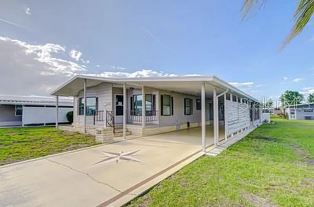 35151 Colony Hills Drive Zephyrhills FL 33541