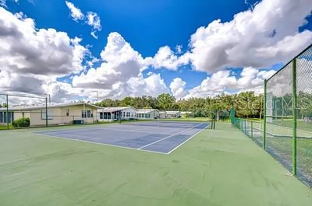 35151 Colony Hills Drive Zephyrhills FL 33541