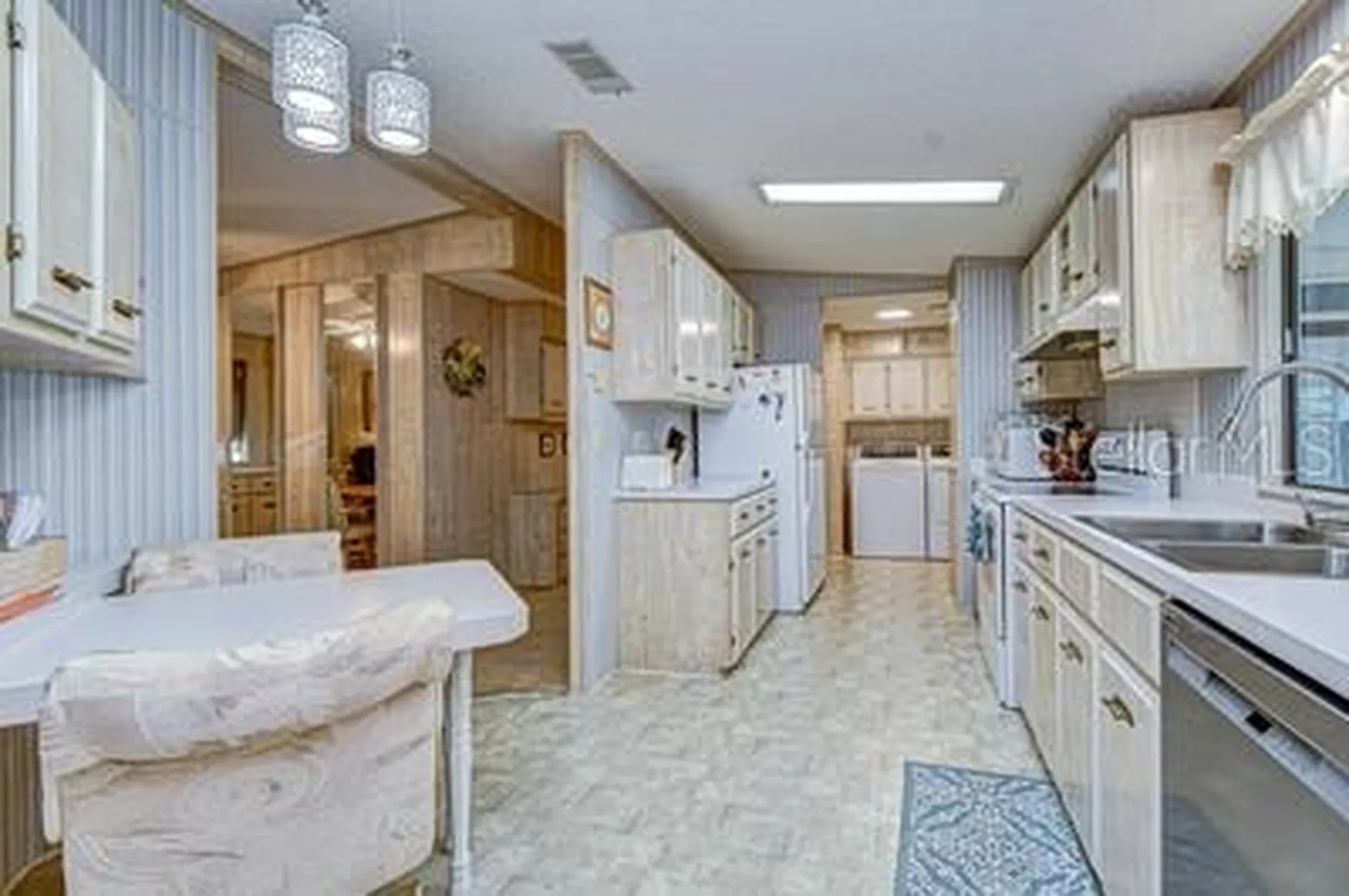 35151 Colony Hills Drive Zephyrhills FL 33541