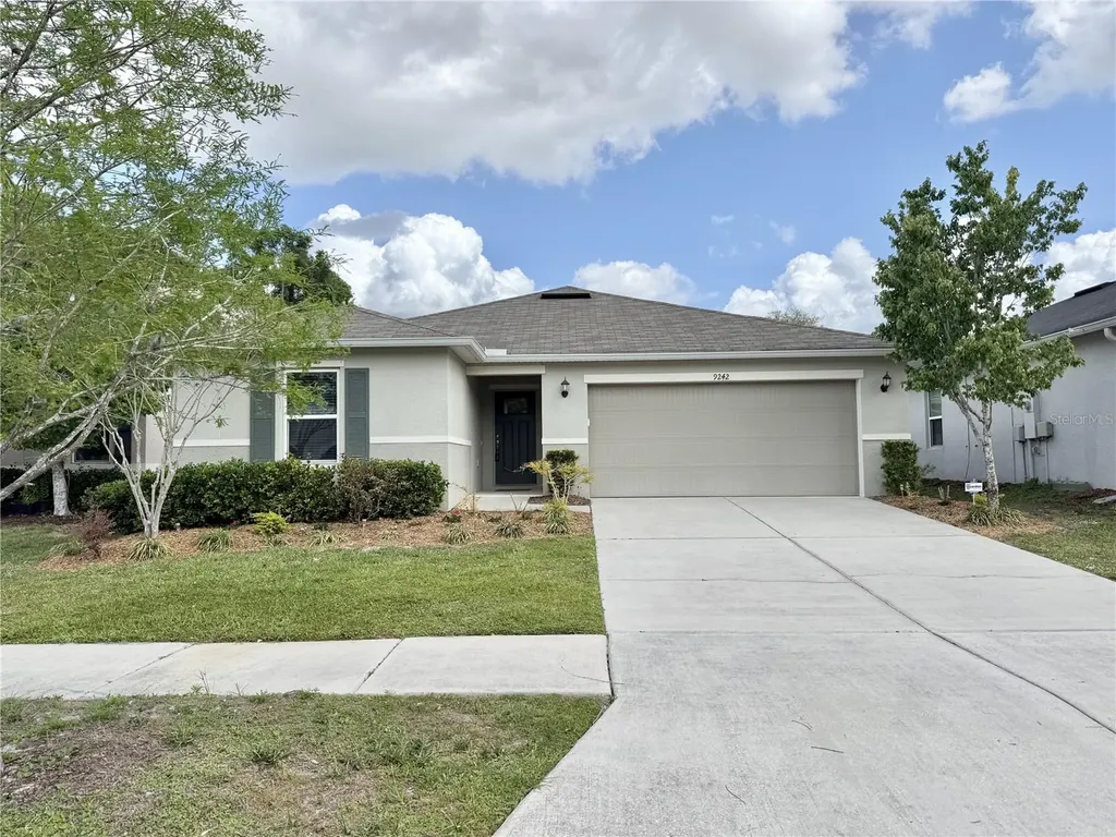 9242 Freedom Hill Drive Seffner FL 33584