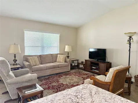 9242 Freedom Hill Drive Seffner FL 33584