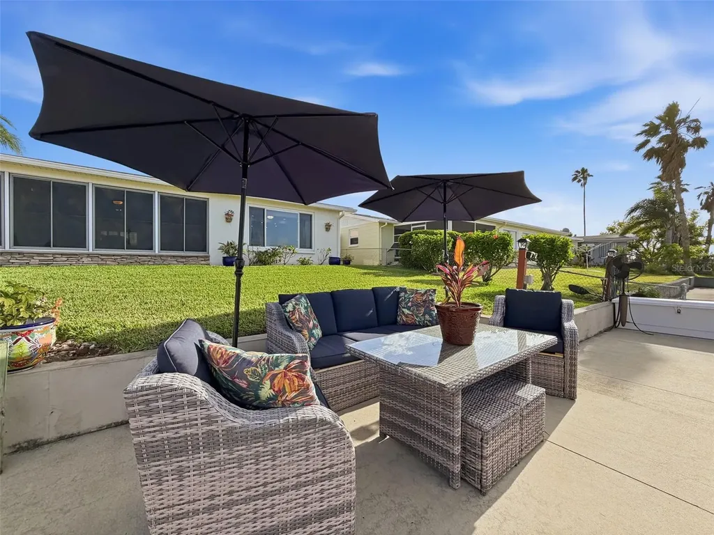 6521 Leeside Isle Hudson FL 34667