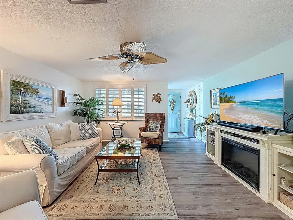 6521 Leeside Isle Hudson FL 34667