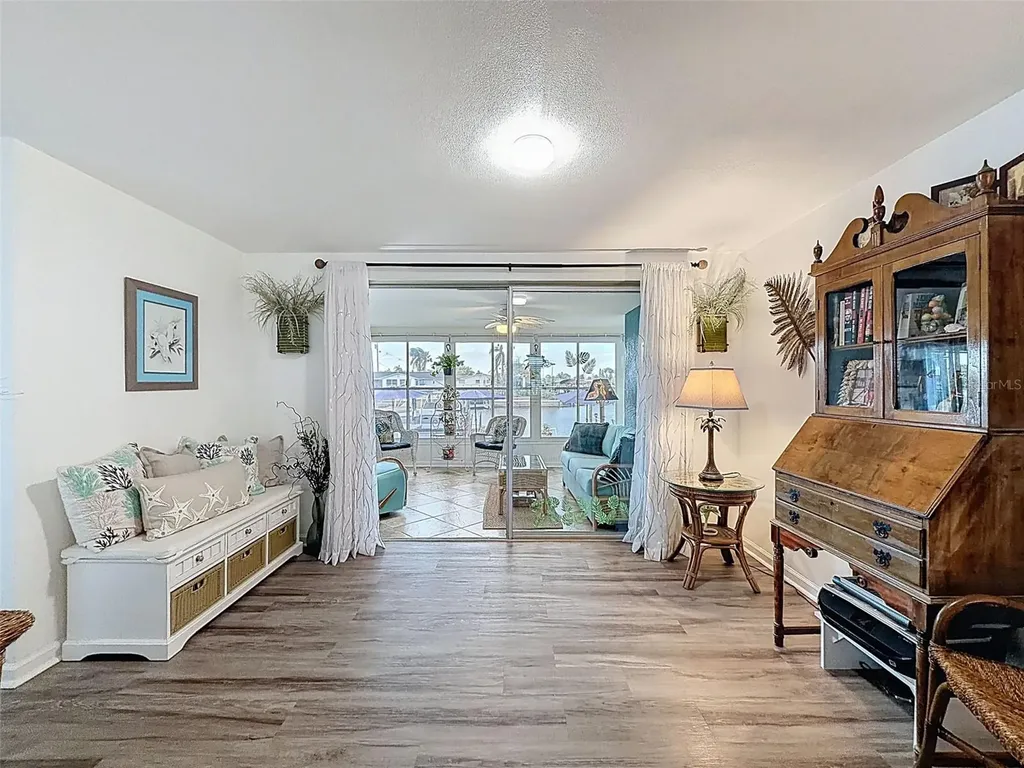6521 Leeside Isle Hudson FL 34667