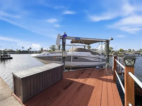6521 Leeside Isle Hudson FL 34667