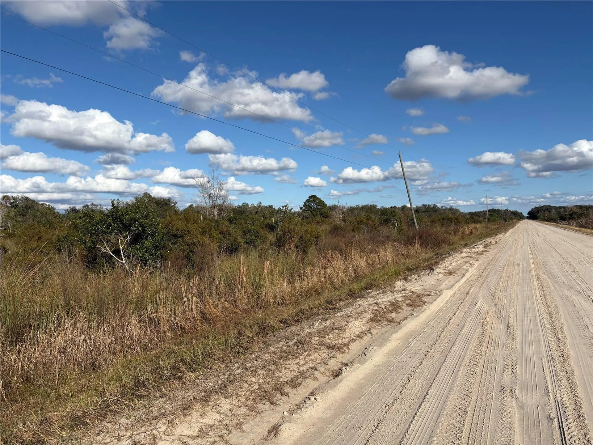 22287 NW 264th Street Okeechobee FL 34972