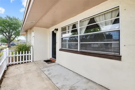 6744 Greenwich Avenue New Port Richey FL 34653