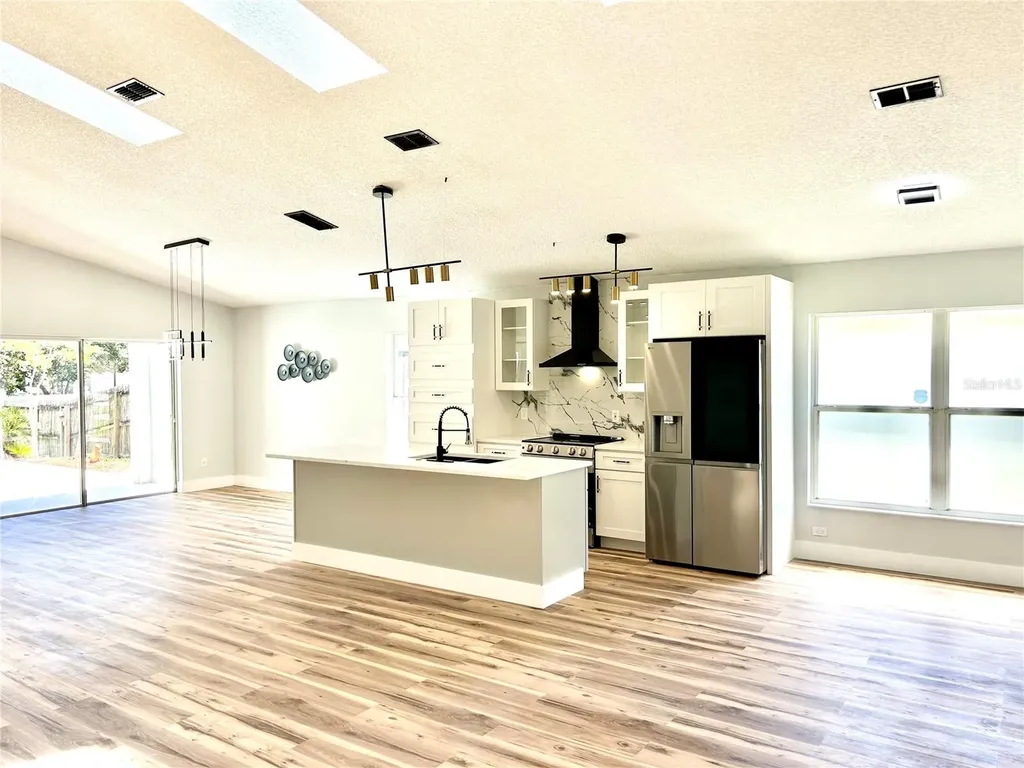 154 Woodbury Pines Circle Orlando FL 32828
