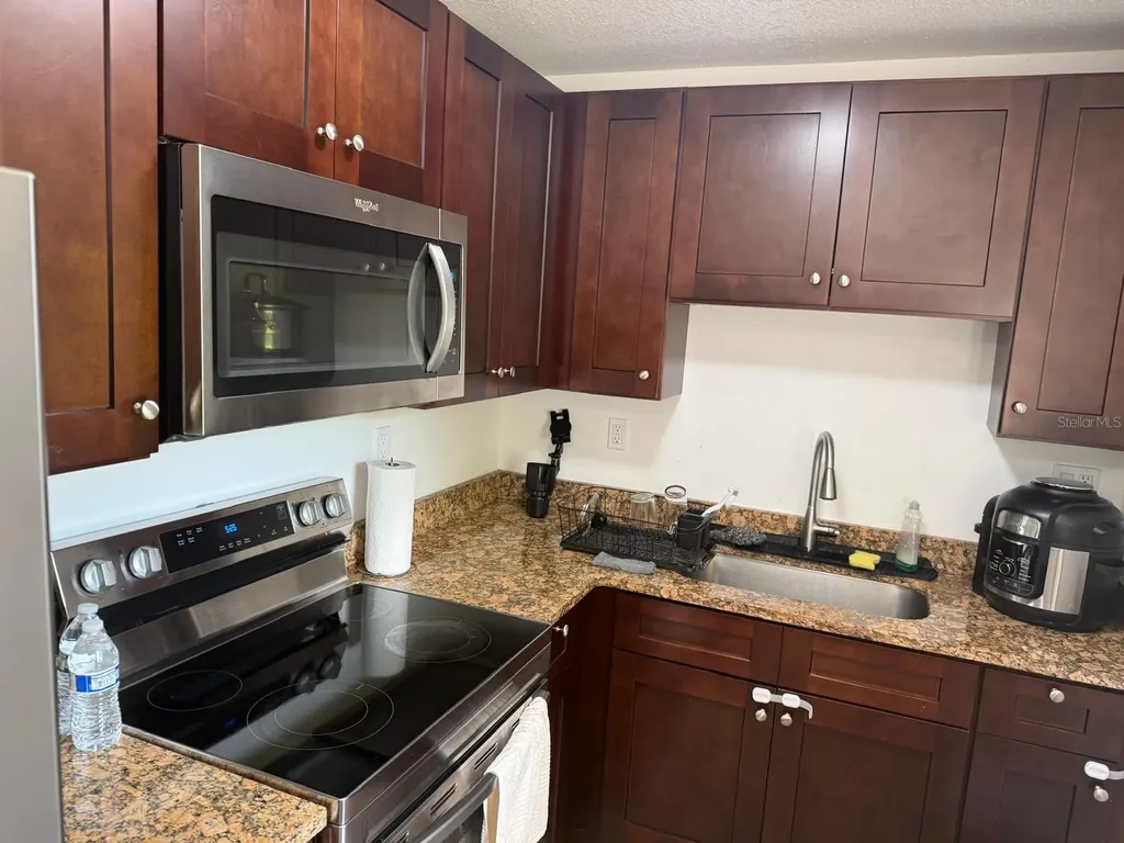 342 Campus View Drive Orlando FL 32810