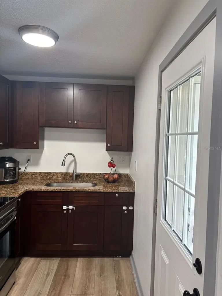 342 Campus View Drive Orlando FL 32810