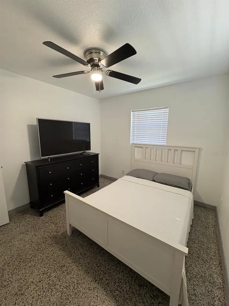 342 Campus View Drive Orlando FL 32810