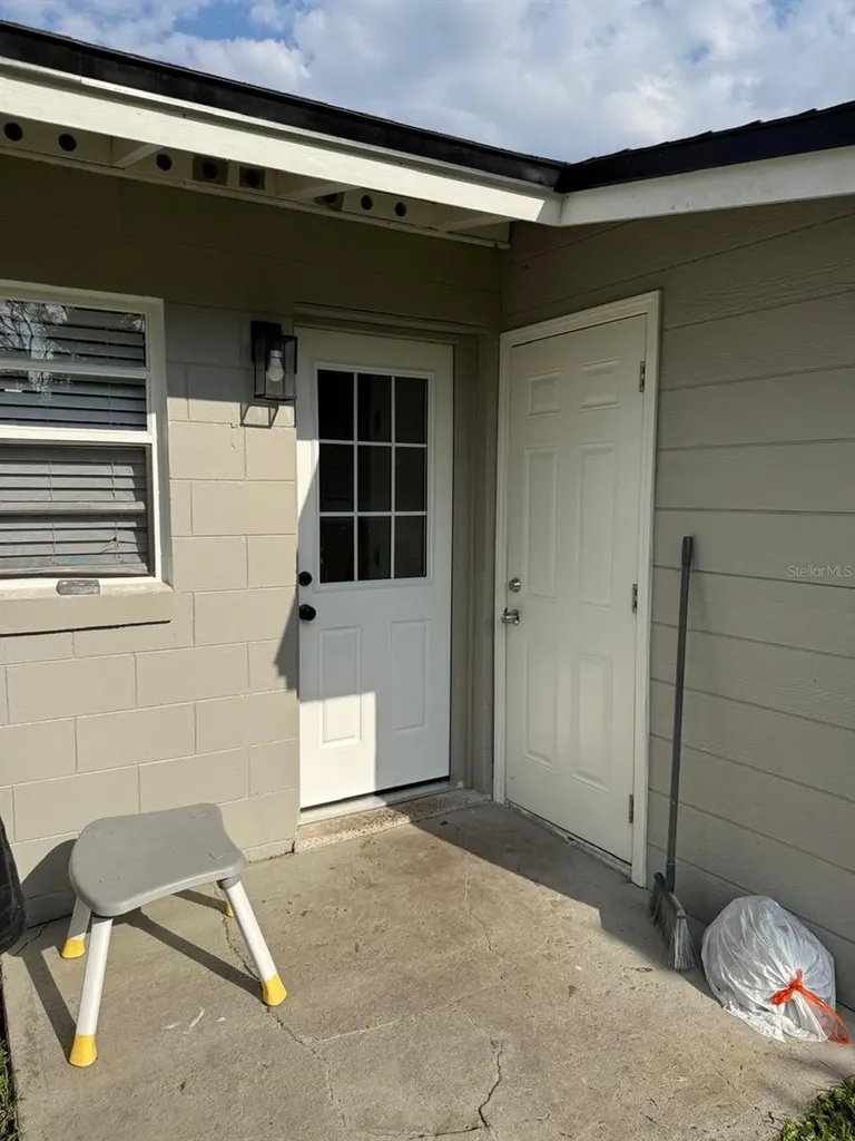 342 Campus View Drive Orlando FL 32810