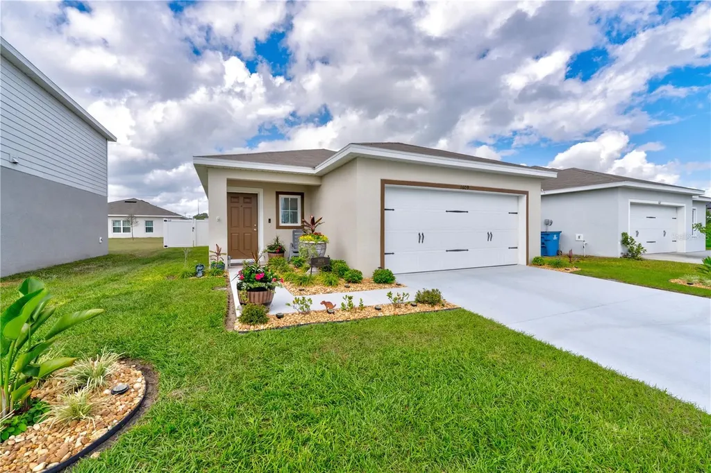 1609 Finnigan Circle Haines City FL 33844