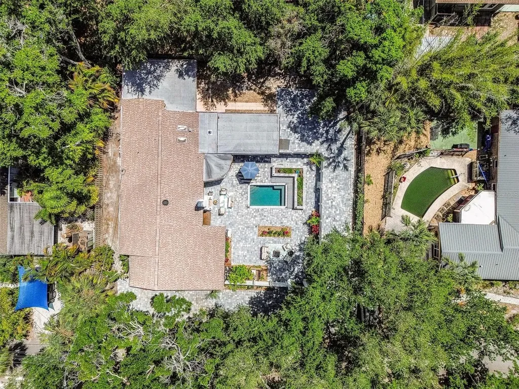 4050 Turks Cap Place Sarasota FL 34234