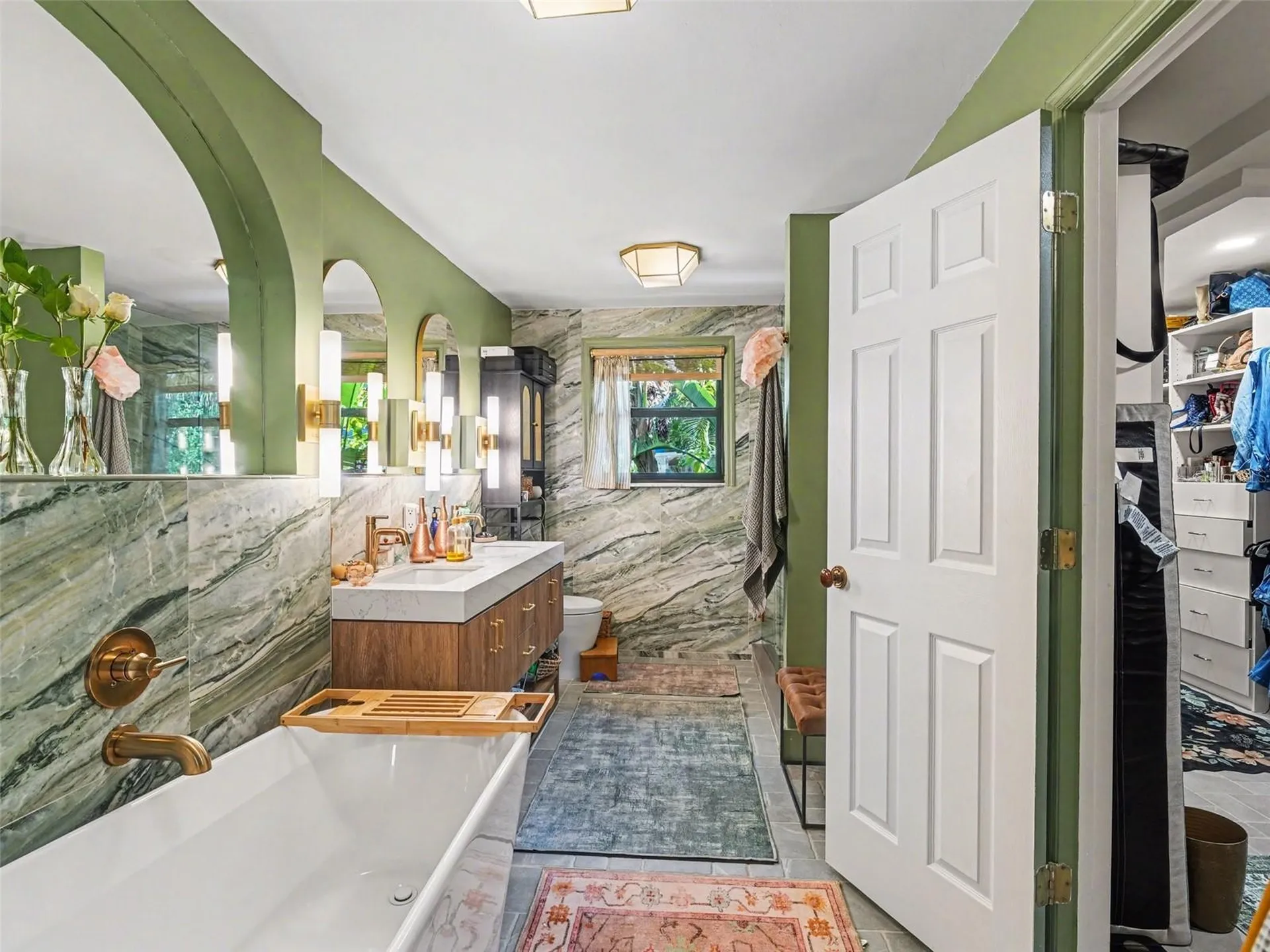 4050 Turks Cap Place Sarasota FL 34234
