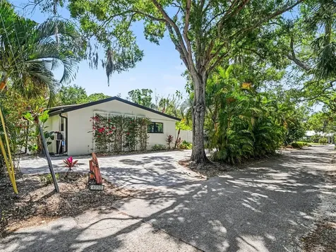 4050 Turks Cap Place Sarasota FL 34234